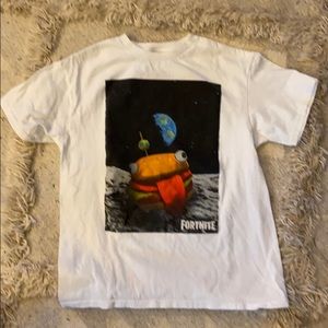 Boys Fortnite white tee shirt.